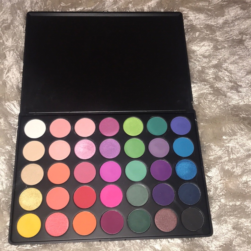 AUTHENTIC Morphe 35B Color Burst Eyeshadow Palette